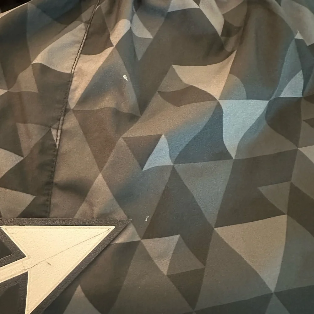 Nike Women's‎ Black Patterned Athletic Shorts - Picture 6 of 6